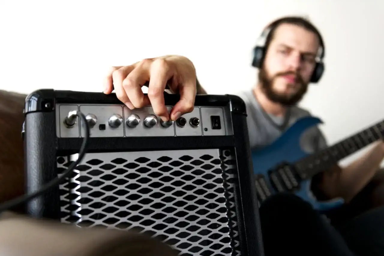 Elektro Gitar Amfileri Hakkında Bilmen Gerekenler